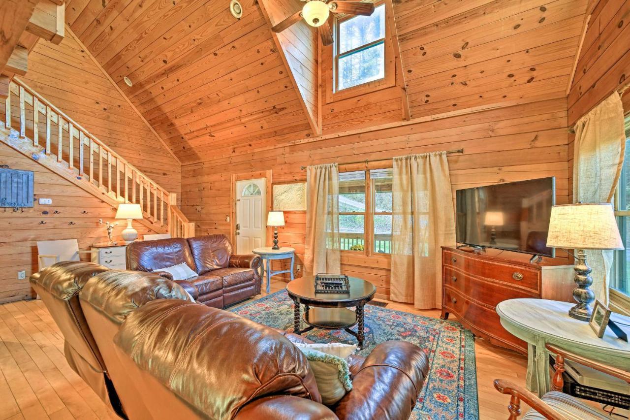 Creekside Bryson City Cabin With Private Hot Tub 外观 照片