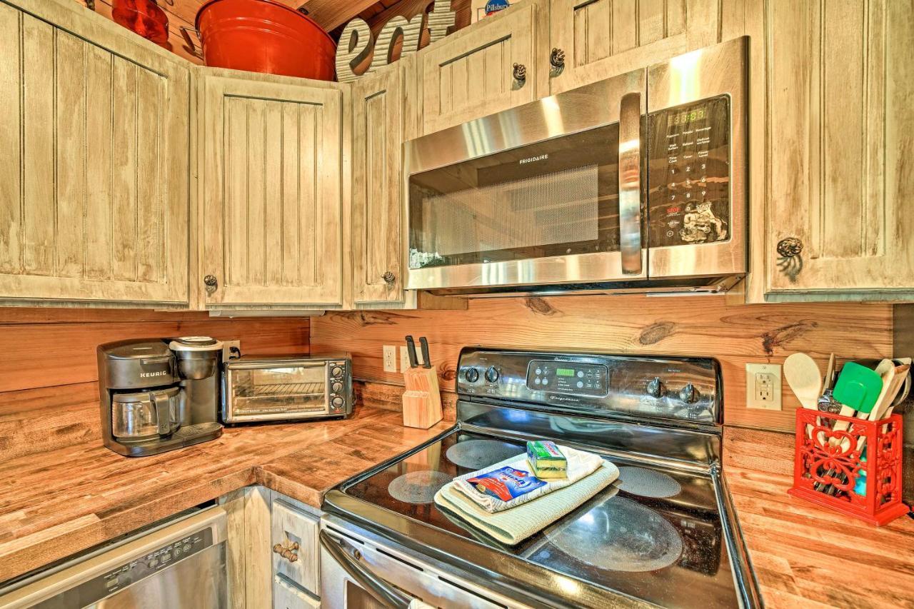 Creekside Bryson City Cabin With Private Hot Tub 外观 照片