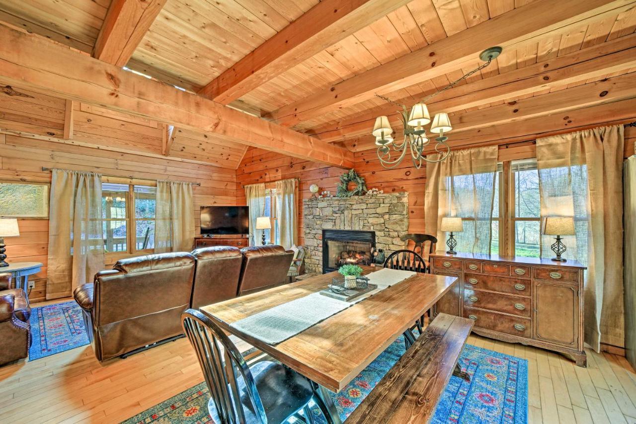 Creekside Bryson City Cabin With Private Hot Tub 外观 照片