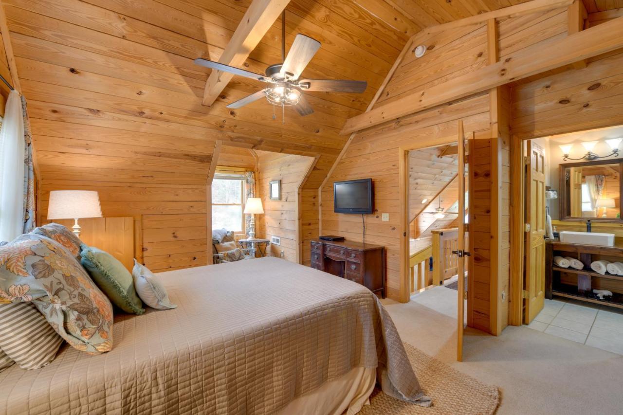 Creekside Bryson City Cabin With Private Hot Tub 外观 照片